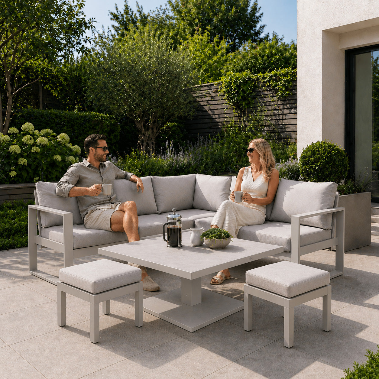 Como Stone Corner Set