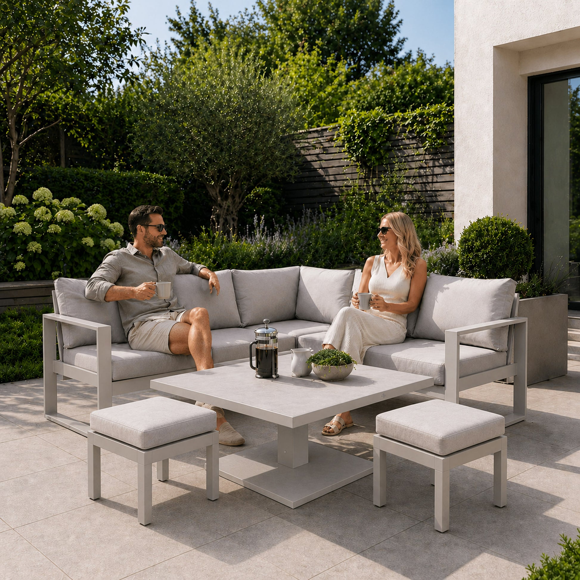 Como Stone Stools